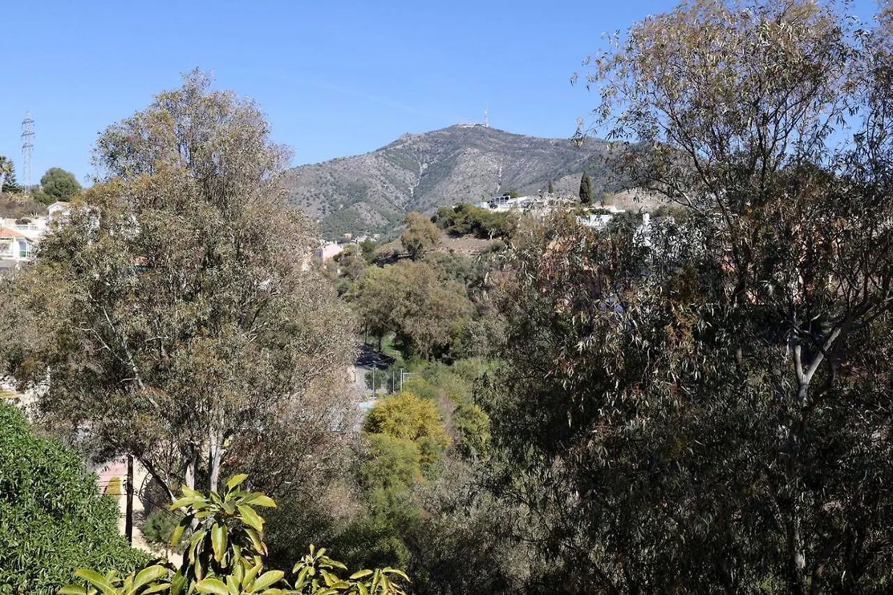 088 Bright And Spacious Andalusian Style Villa With Private Pool Fuengirola