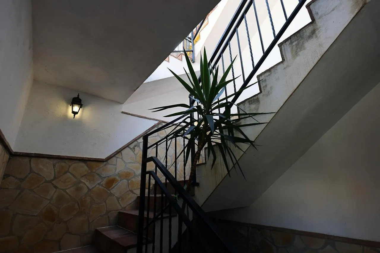 088 Bright And Spacious Andalusian Style Villa With Private Pool Fuengirola Spain